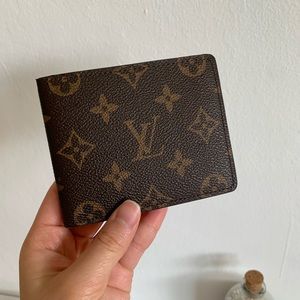 Louis Vuitton Leather Bifold Wallet
